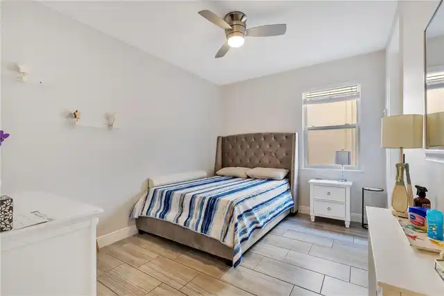 Listing Photo 14