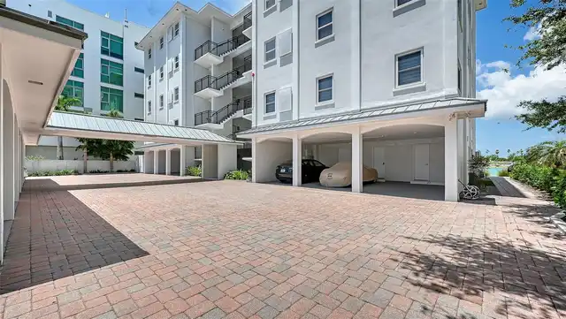 Listing Photo 31