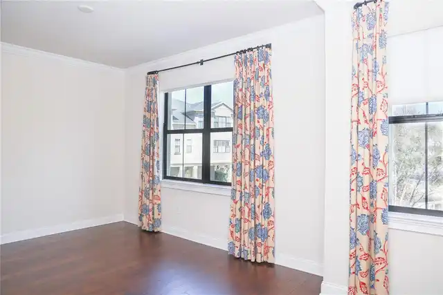 Listing Photo 18