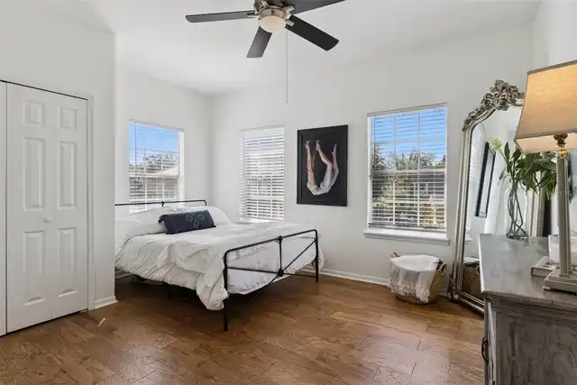 Listing Photo 19