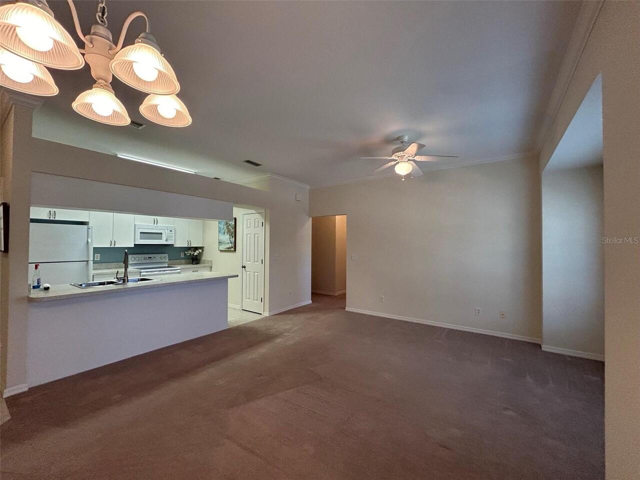 Listing Photo 9