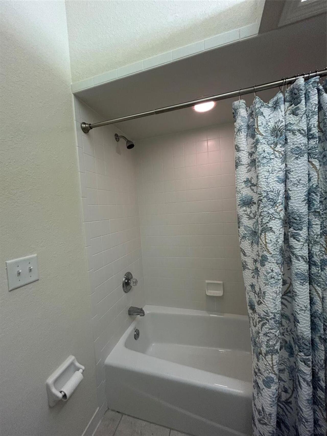 Listing Photo 24