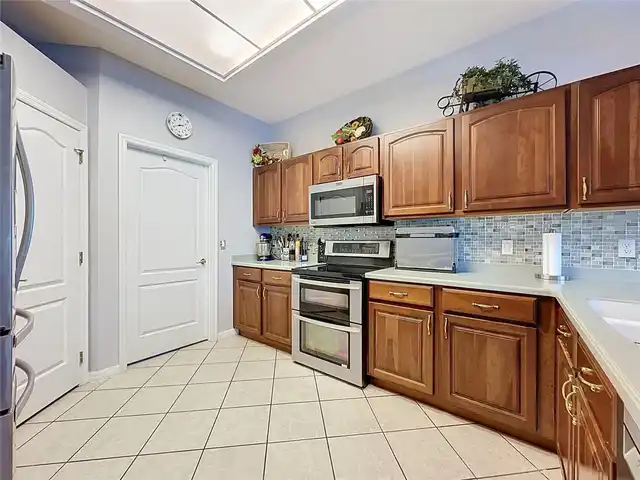 Listing Photo 23