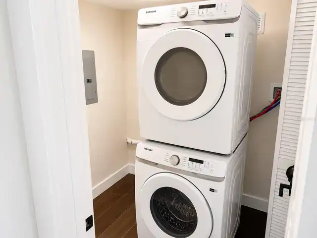 Listing Photo 17