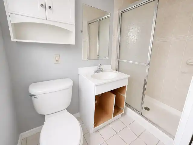Listing Photo 11