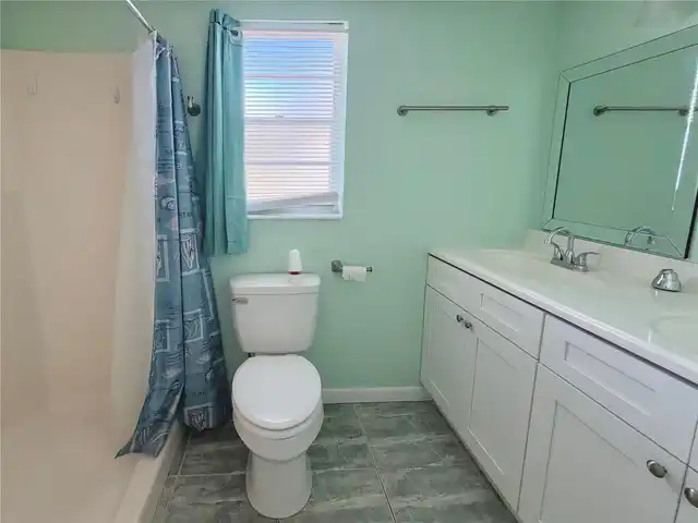 Listing Photo 9