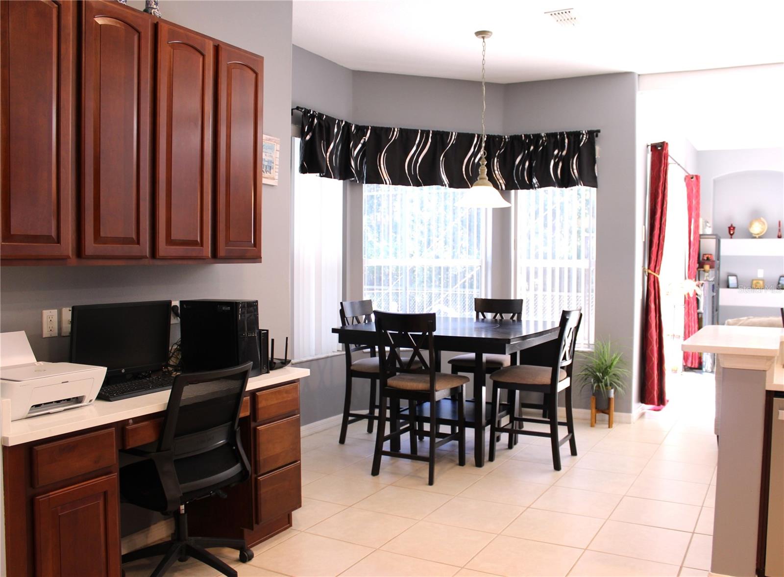 Listing Photo 7