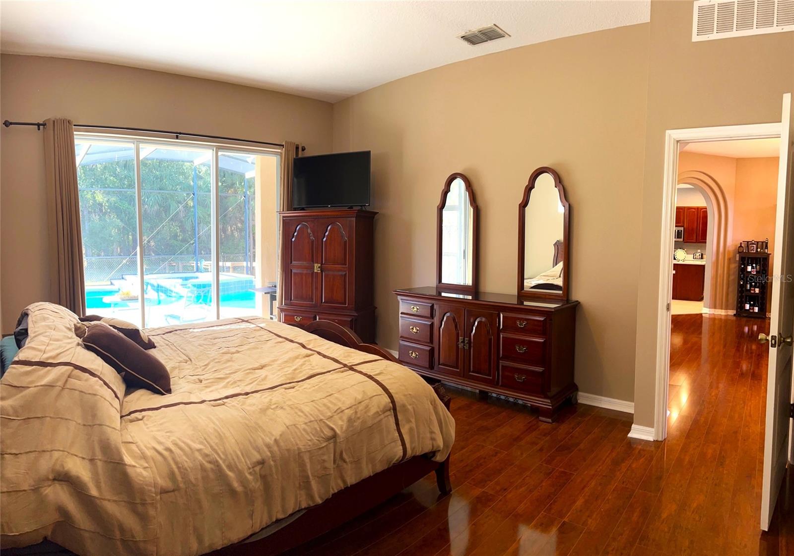 Listing Photo 13