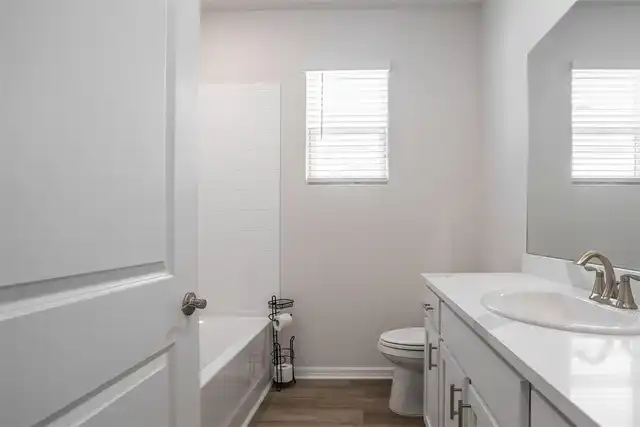 Listing Photo 18