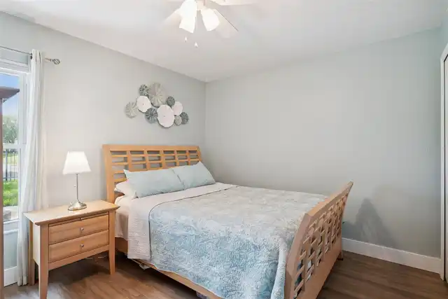 Listing Photo 14