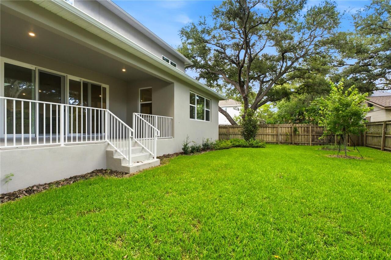 Listing Photo 17