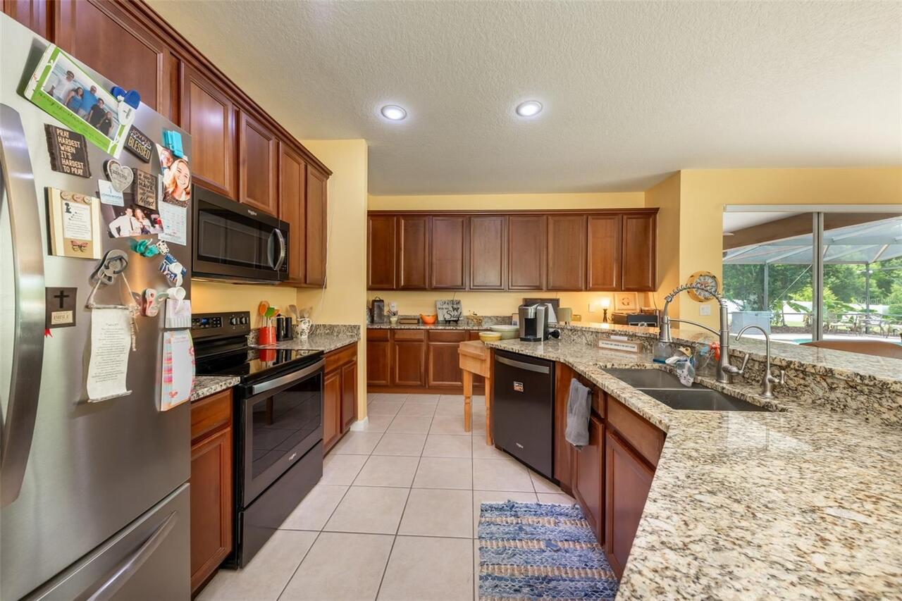 Listing Photo 18