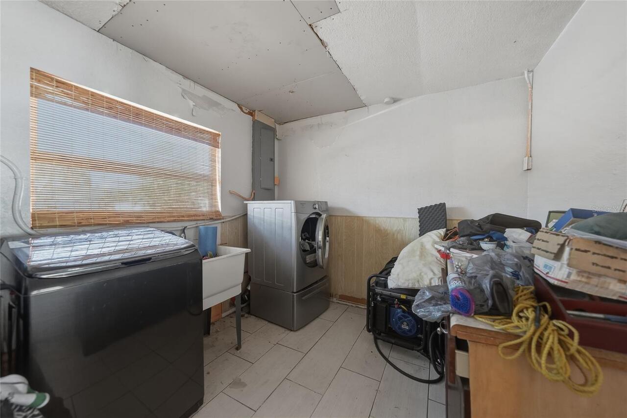 Listing Photo 11