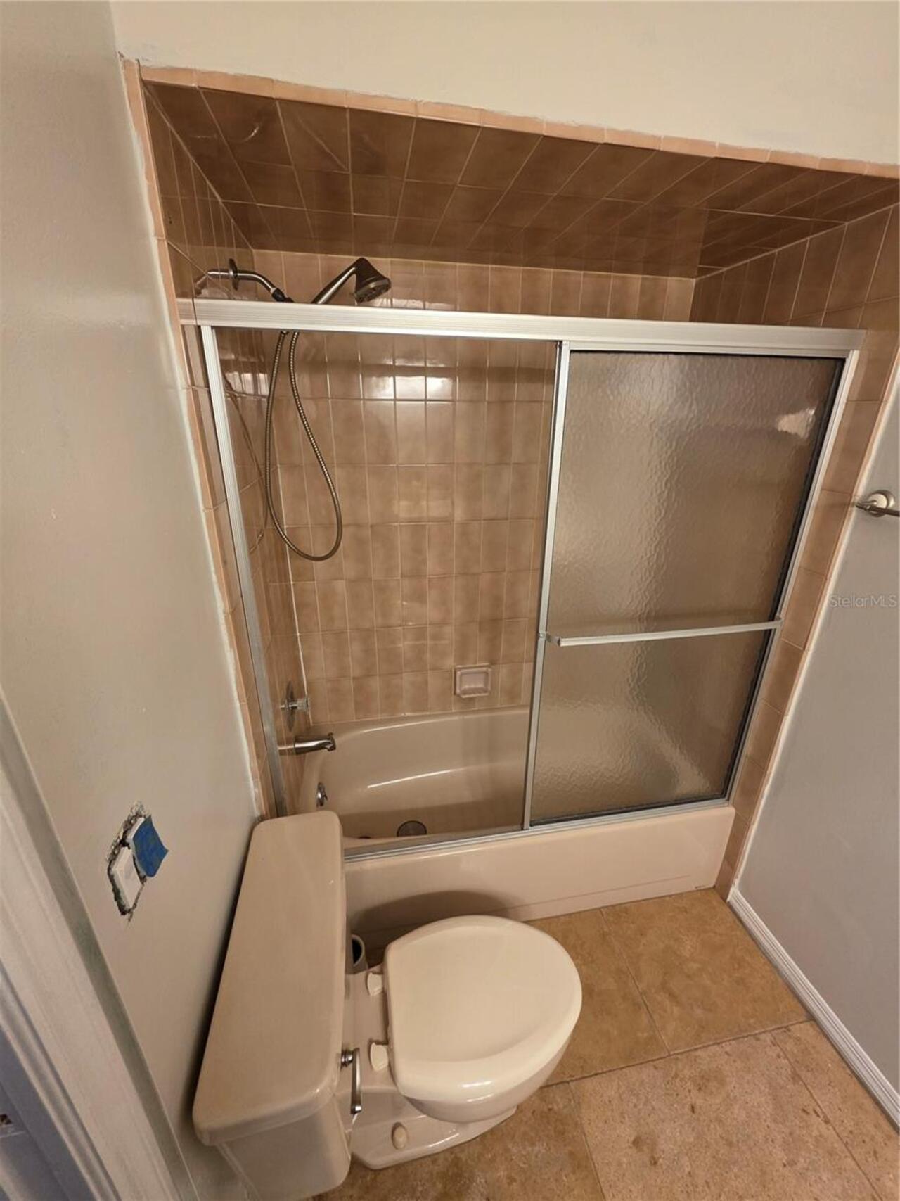 Listing Photo 10