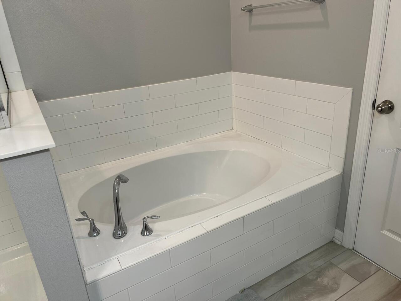 Listing Photo 32