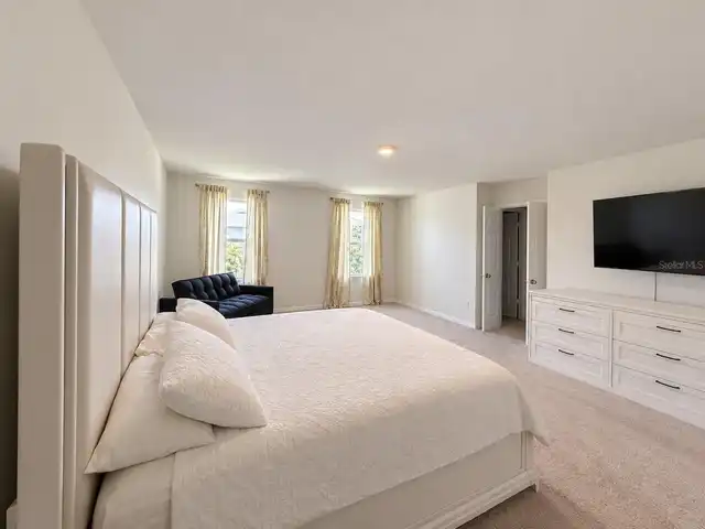 Listing Photo 15