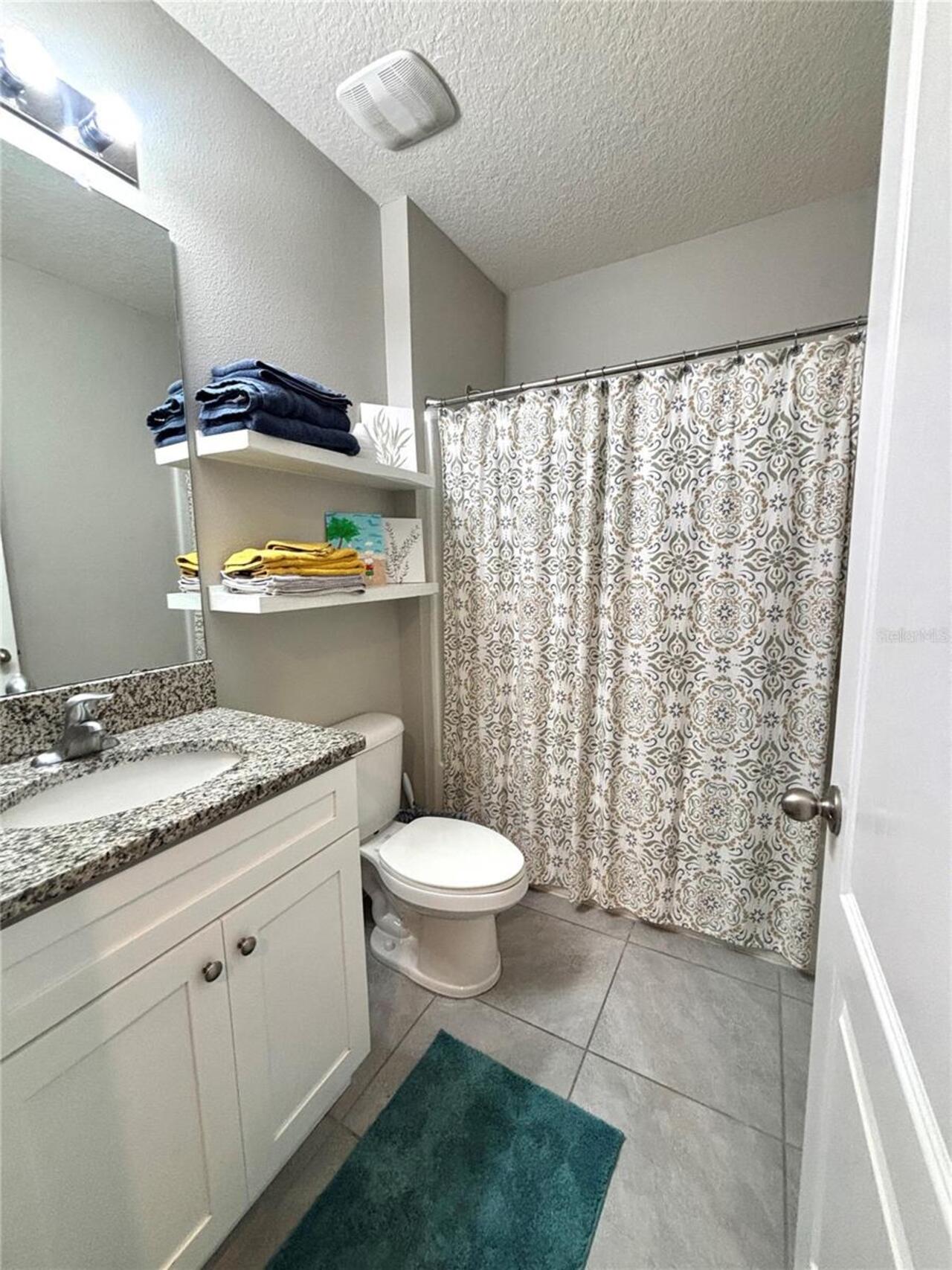 Listing Photo 12