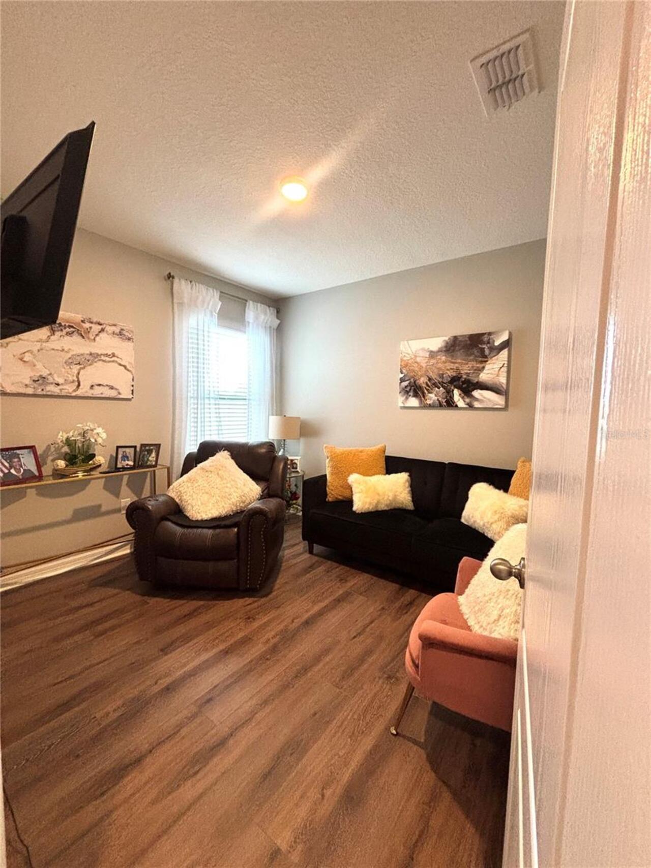 Listing Photo 13
