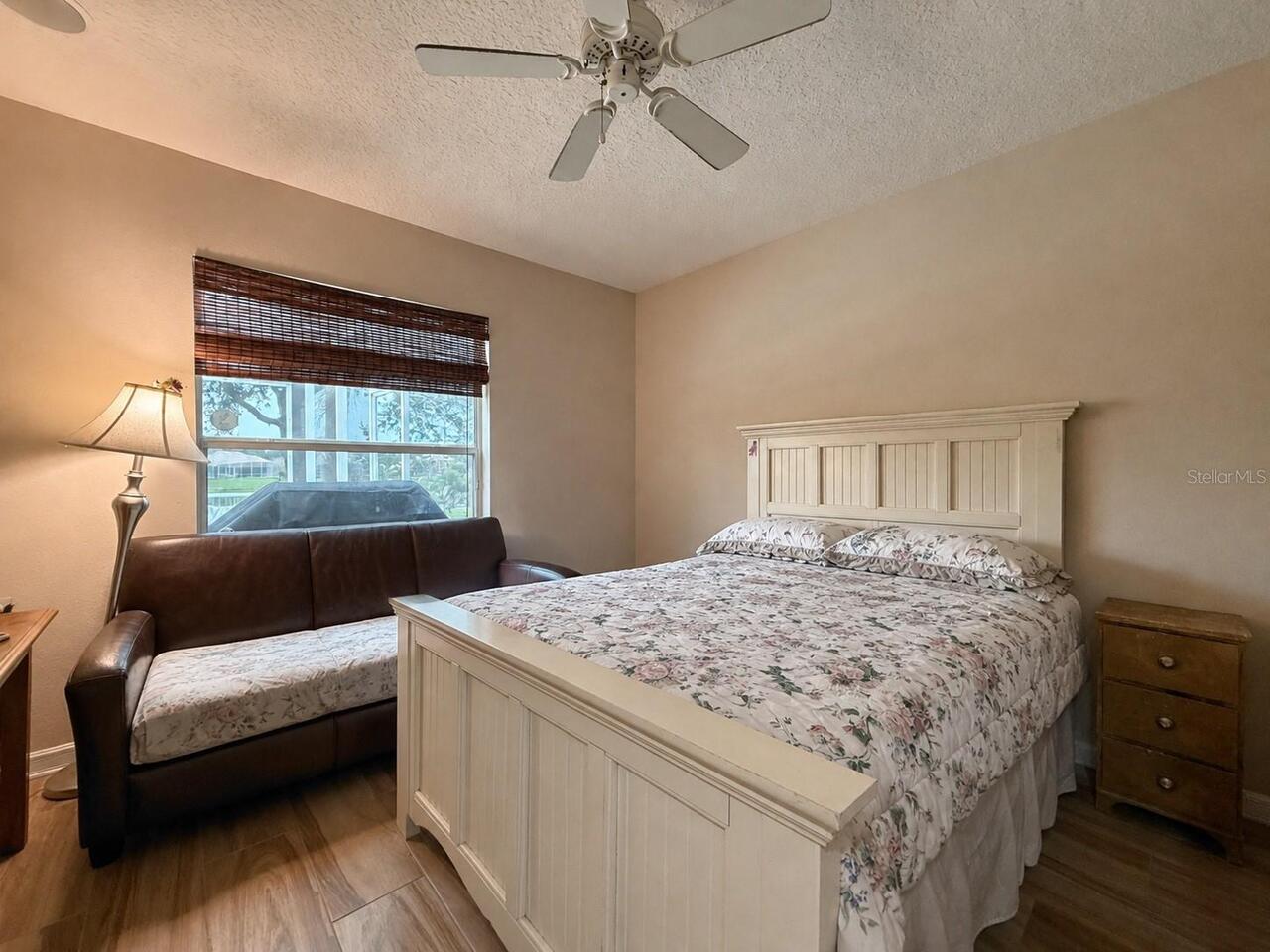 Listing Photo 14