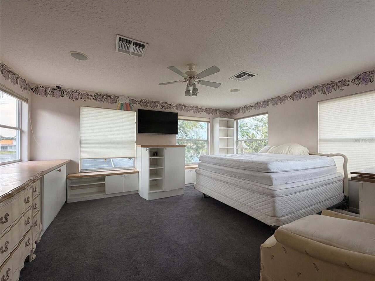 Listing Photo 20