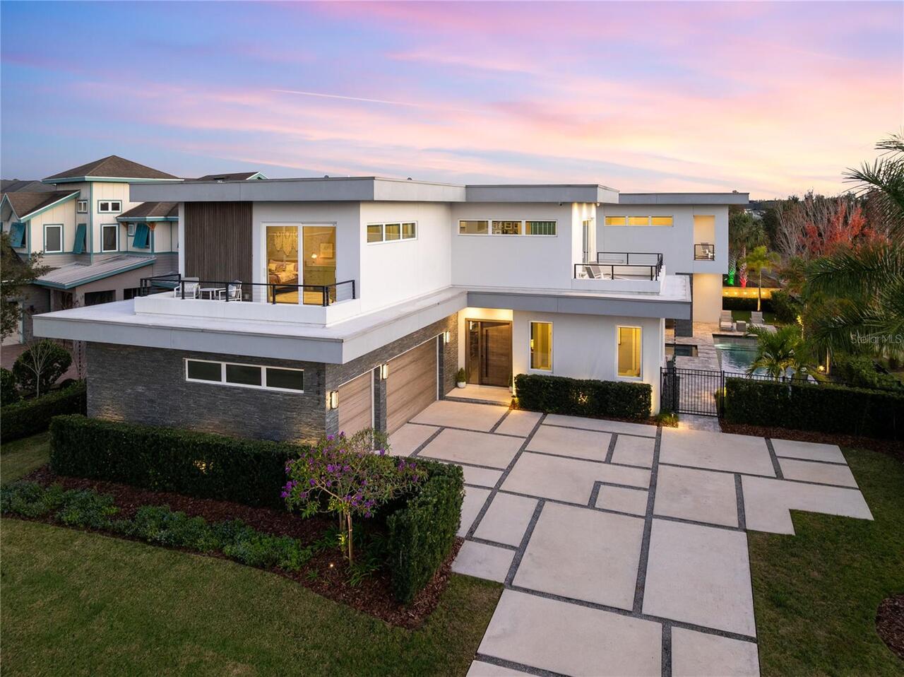 4BR, Home, 5BA, $2,449,000
Read More