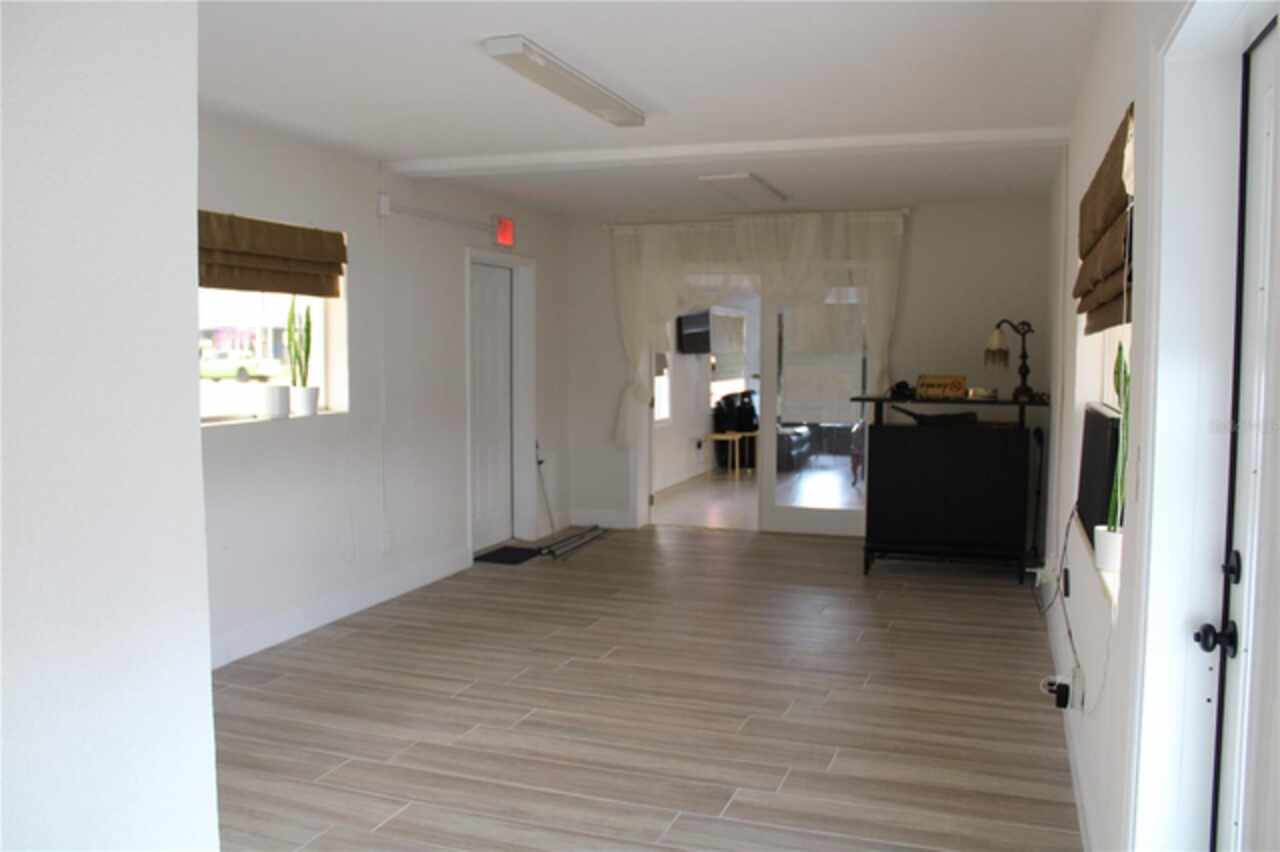 Listing Photo 11
