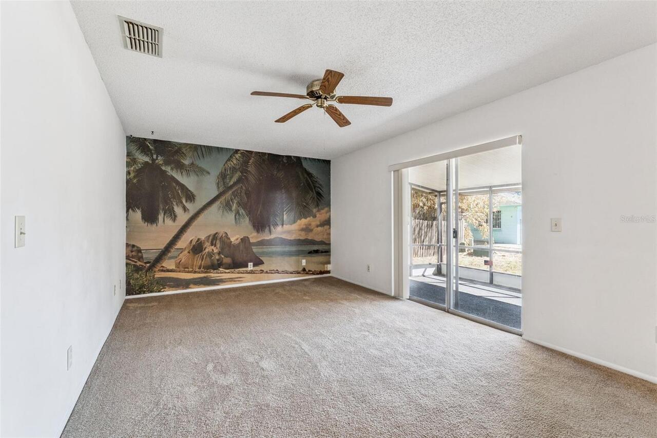Listing Photo 8