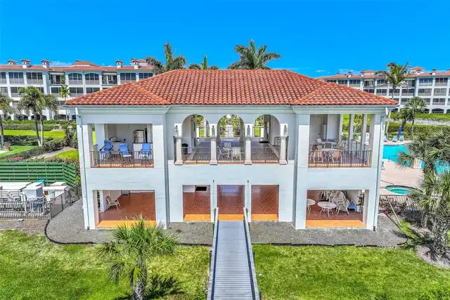 Listing Photo 29