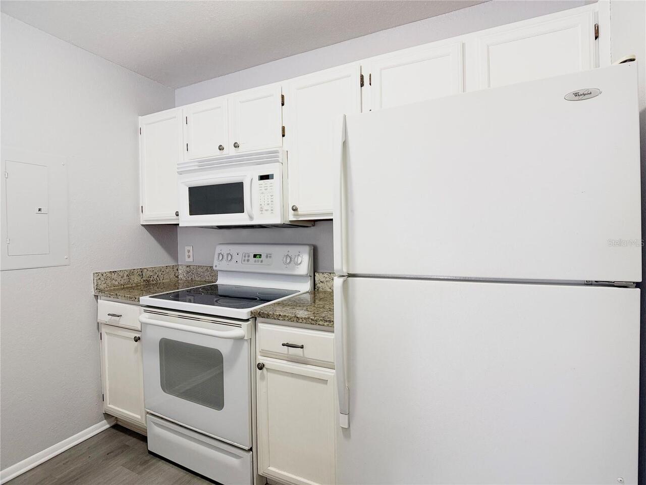 Listing Photo 7