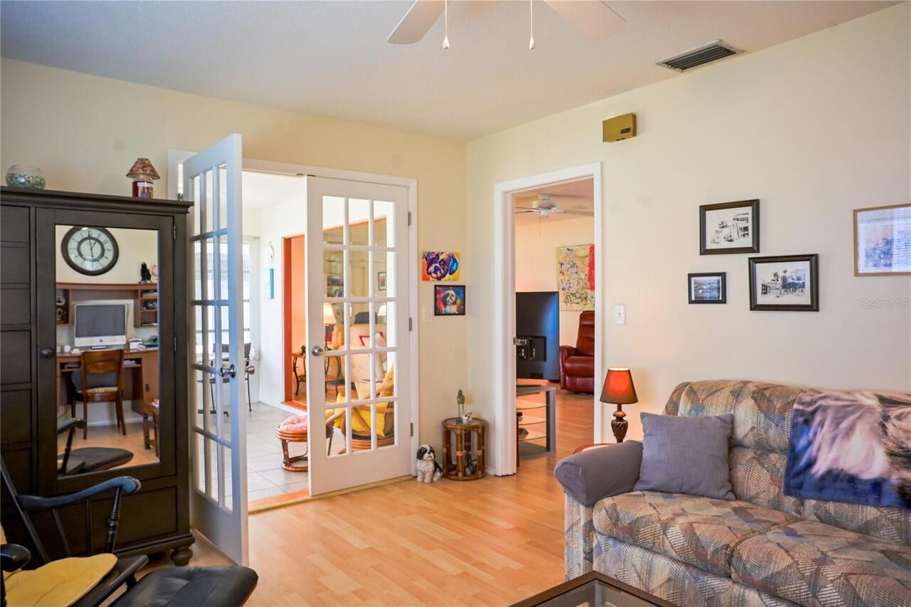 Listing Photo 14