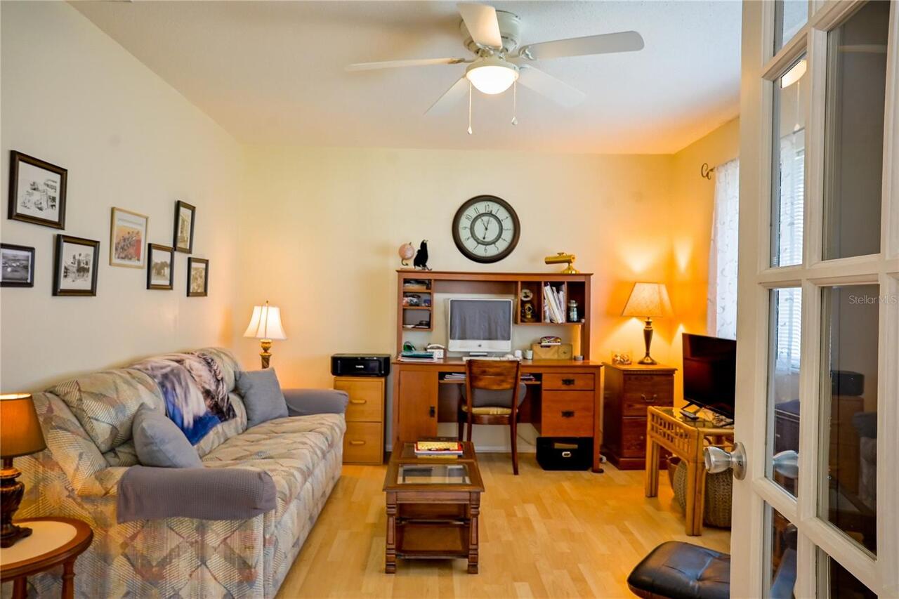 Listing Photo 16