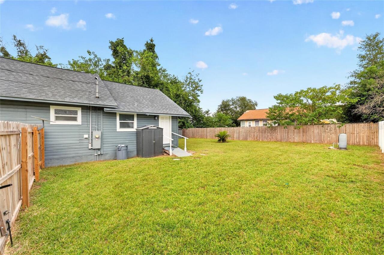 Listing Photo 11