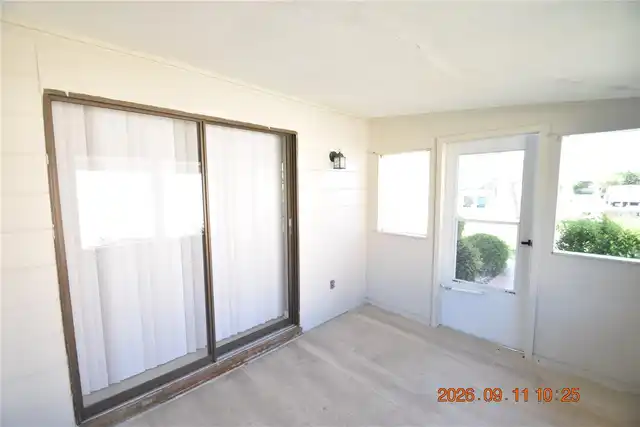 Listing Photo 10