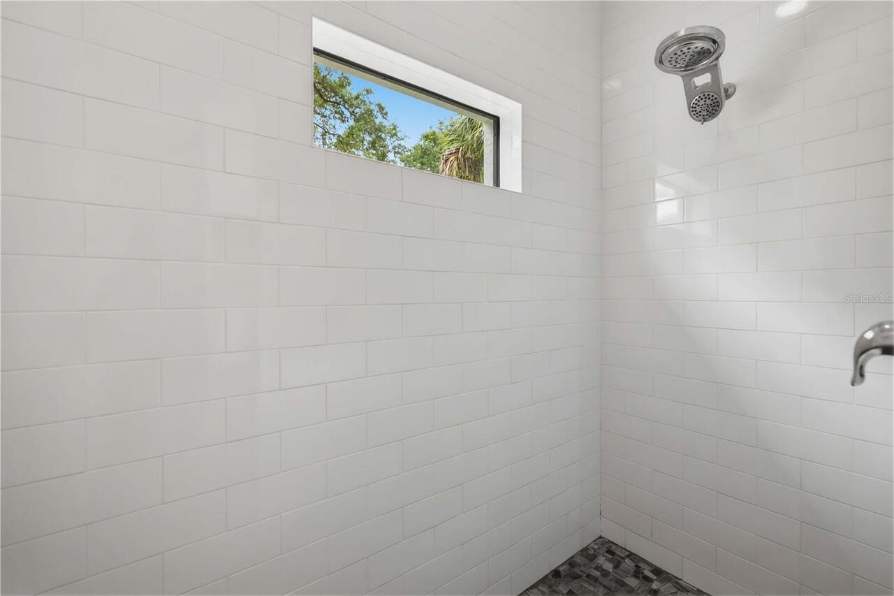 Listing Photo 24