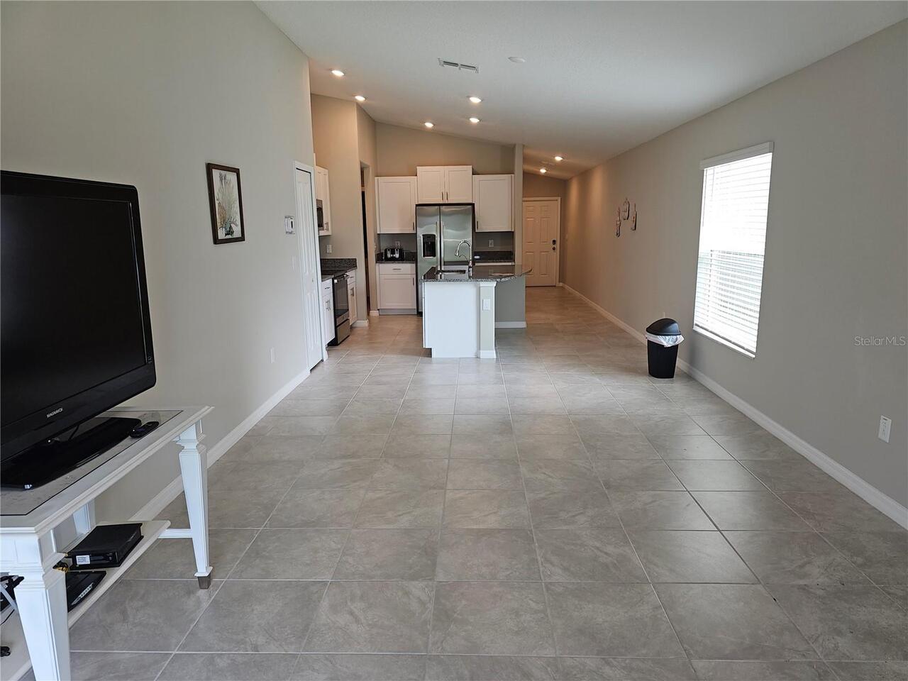 Listing Photo 14