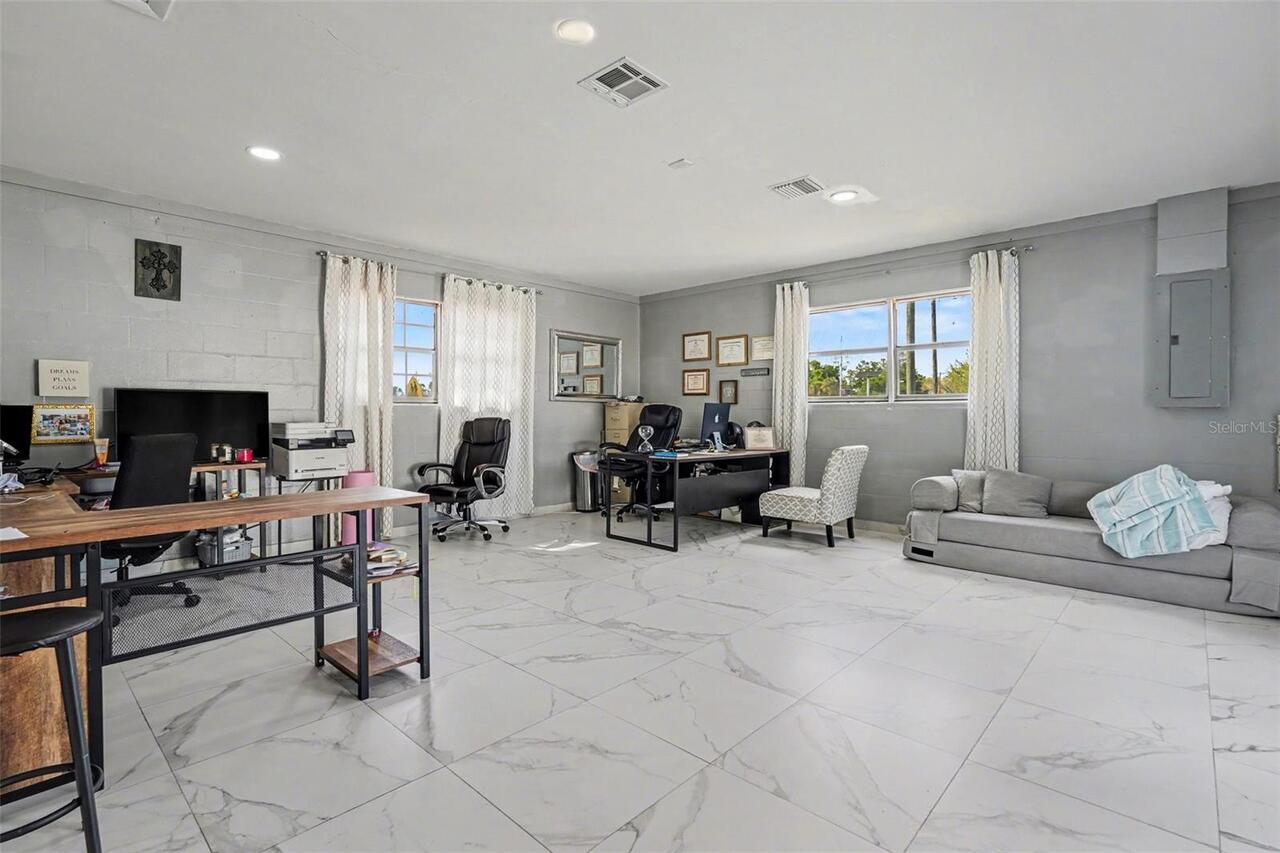 Listing Photo 15