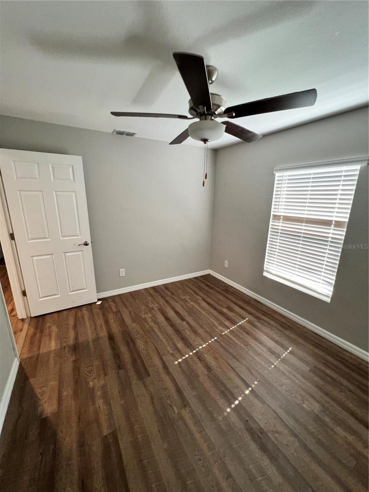 Listing Photo 9