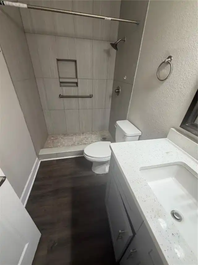 Listing Photo 24