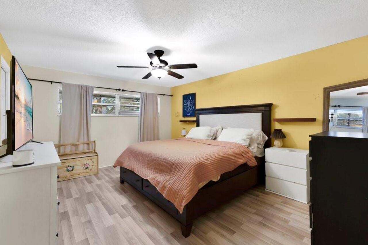 Listing Photo 15