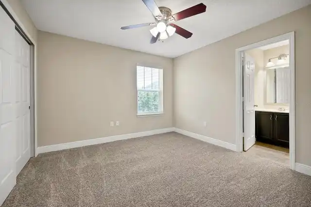 Listing Photo 33