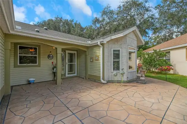 Listing Photo 6