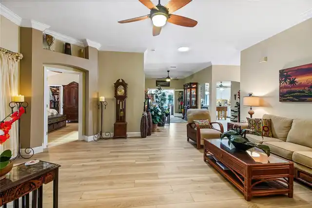 Listing Photo 22