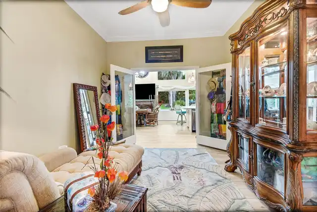 Listing Photo 23