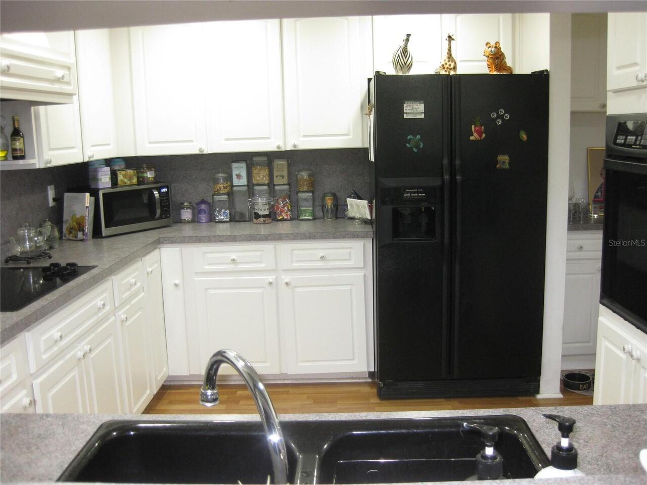 Listing Photo 9