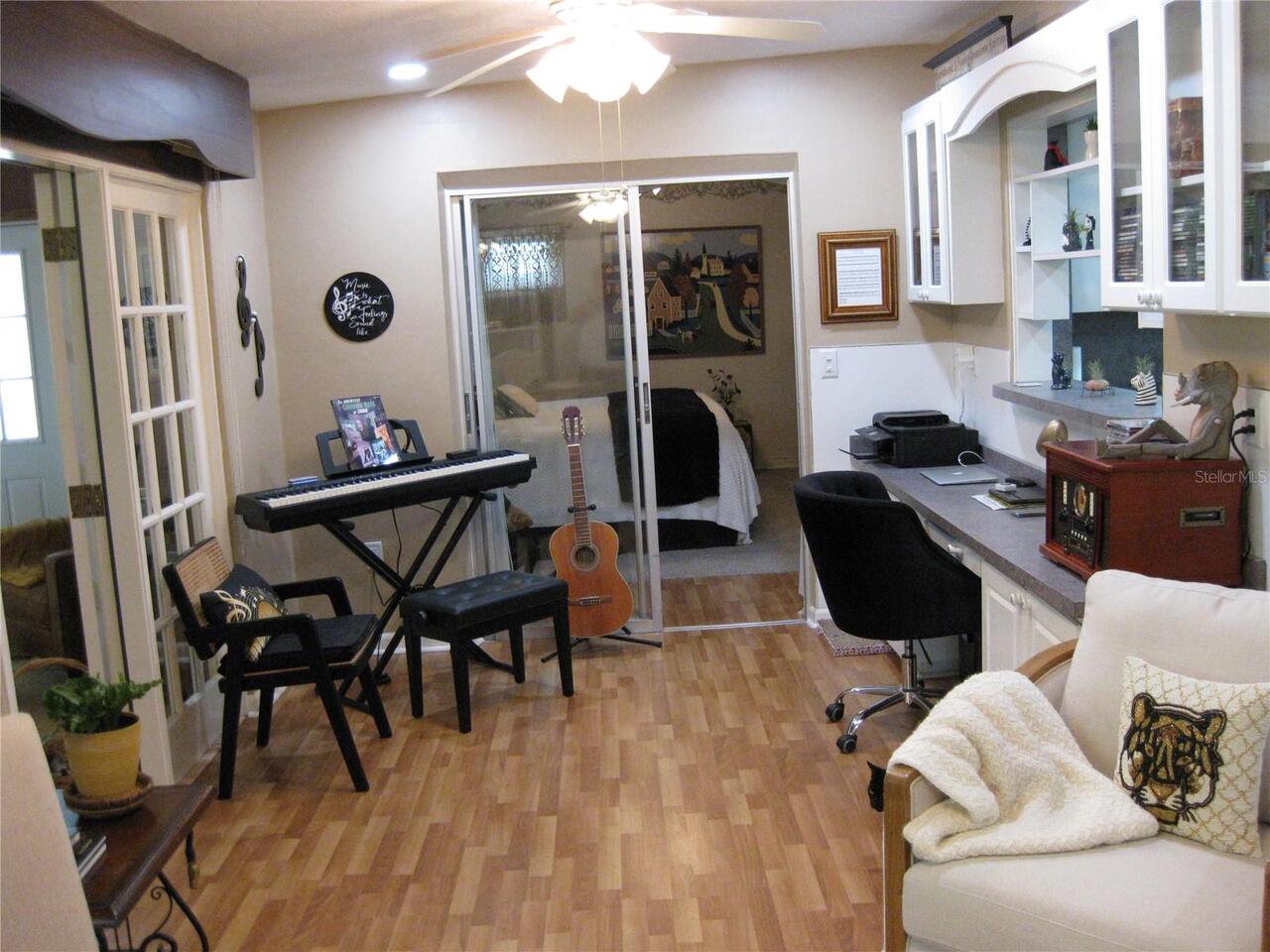 Listing Photo 12