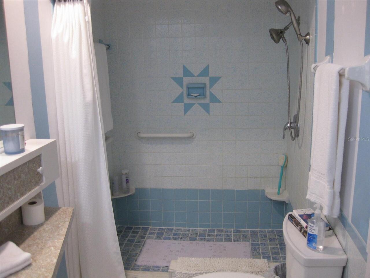 Listing Photo 16