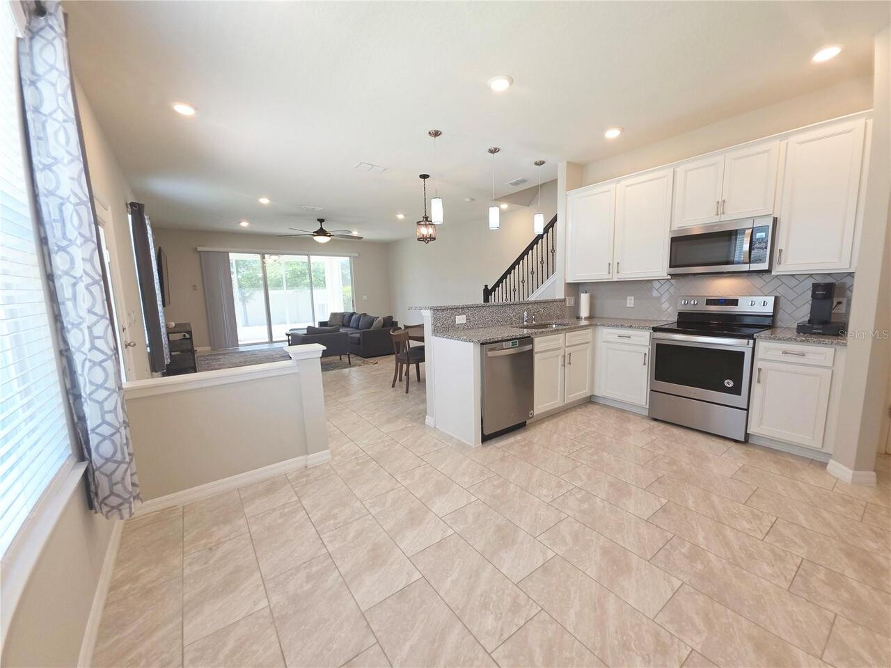 Listing Photo 16