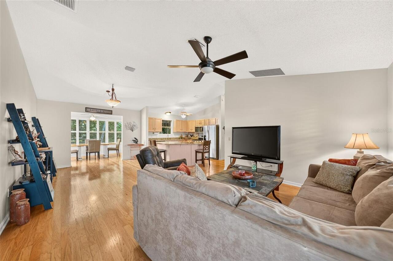 Listing Photo 7