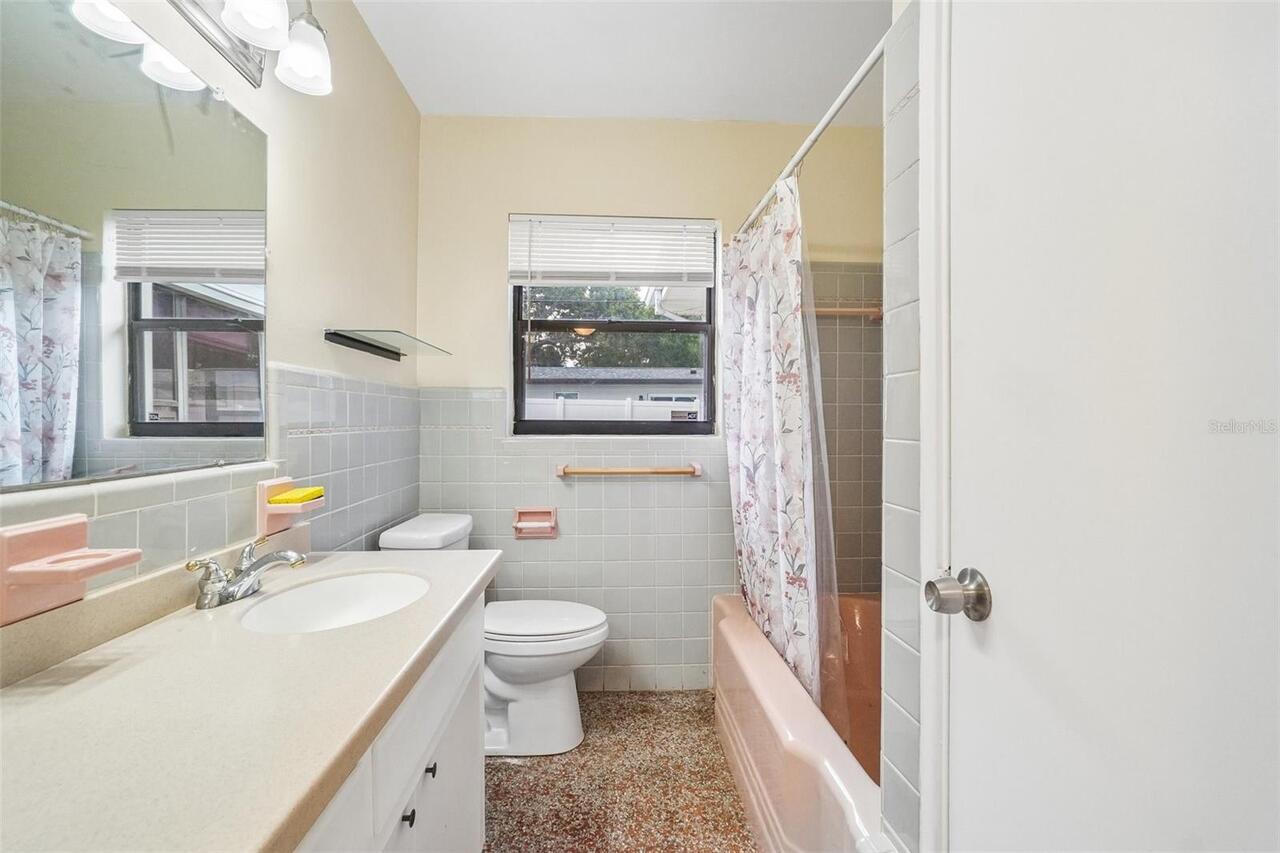 Listing Photo 23