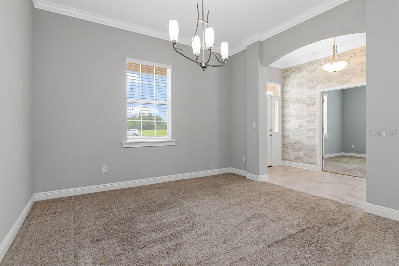 Listing Photo 14